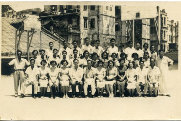 Group photo of TWGHs Kowloon First Free School in 1950s